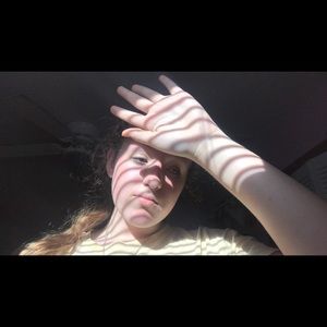 Meet your Posher, Auri